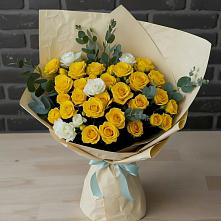 Букет цветов из:  Розы #REPLACE_PRED# Октябрьском