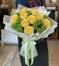 Букет цветов из:  Хризантемы и Розы в Октябрьском