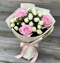 Букет цветов из:  Розы #REPLACE_PRED# Октябрьском